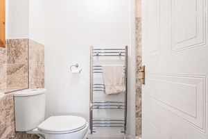 En-Suite- click for photo gallery